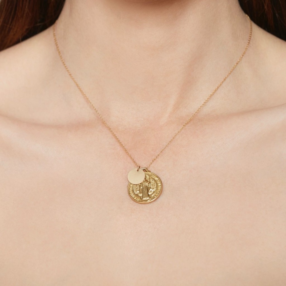 ERTH Benito Charm Necklace